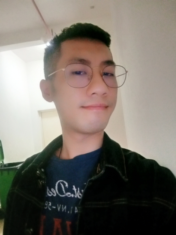 赫兹的第一张照片--信阳相亲服务中心