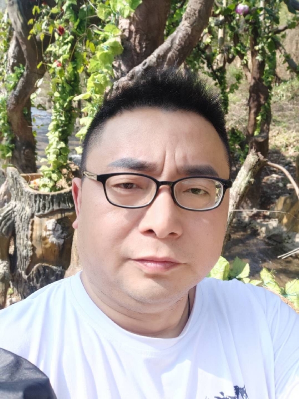 妙手仁心的第一张照片--信阳相亲服务中心