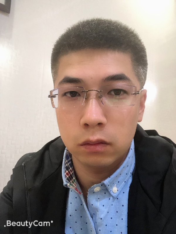情伤的第一张照片--信阳相亲服务中心