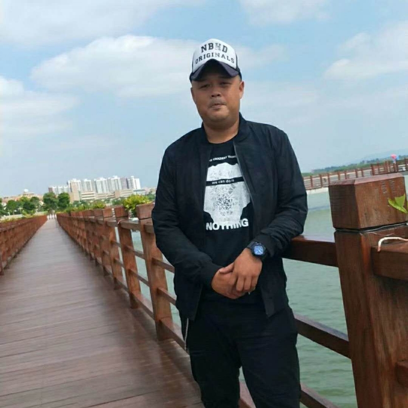 人生如戏的第一张照片--信阳相亲服务中心