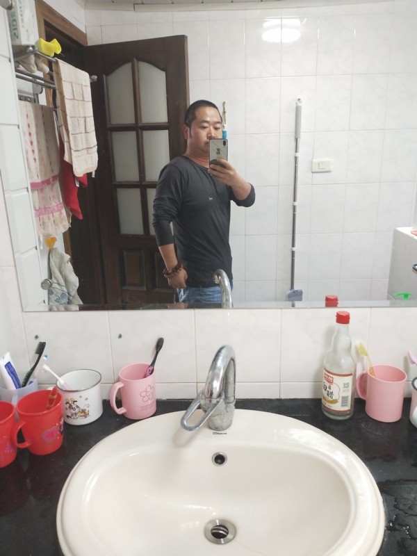 半世人间的第一张照片--信阳相亲服务中心