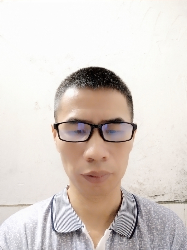 lxg的第一张照片--信阳相亲服务中心