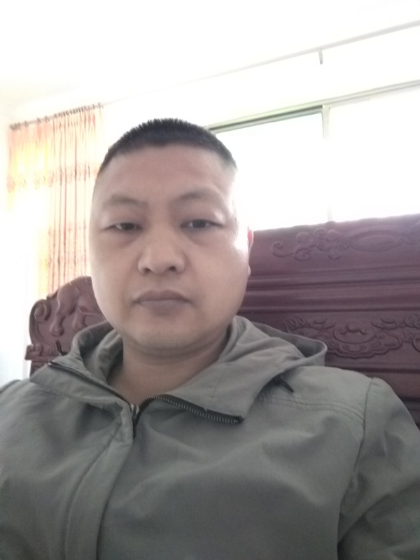 yexin的第一张照片--信阳相亲服务中心