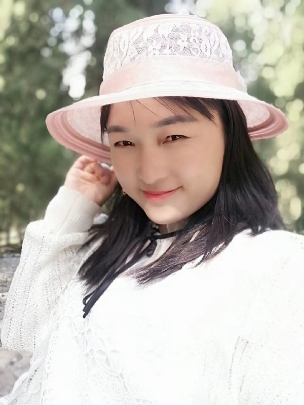 凤凰的第一张照片--信阳相亲服务中心