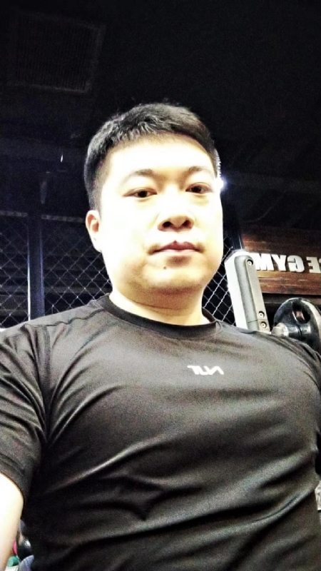 好想遇见你的第二张照片--信阳相亲服务中心
