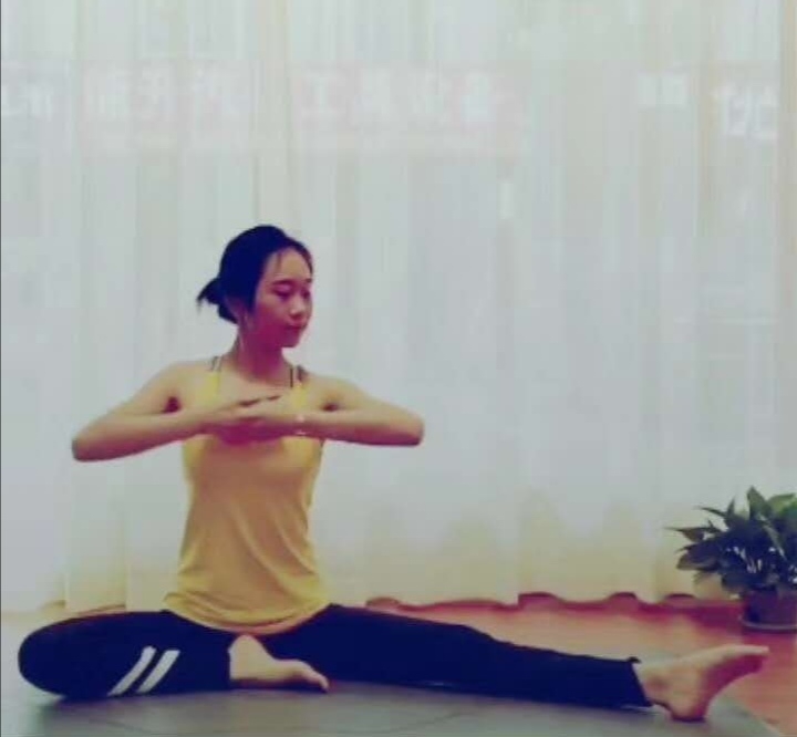 静静子的第一张照片--信阳相亲服务中心