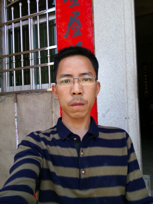 美丽的小山村的第一张照片--信阳相亲服务中心