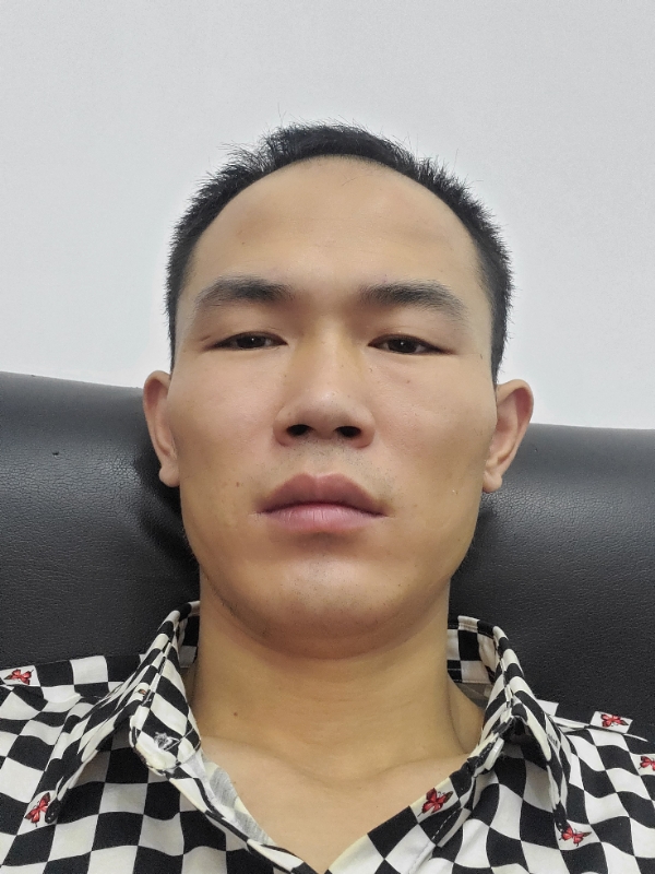 卷卷有爷名的第一张照片--信阳相亲服务中心