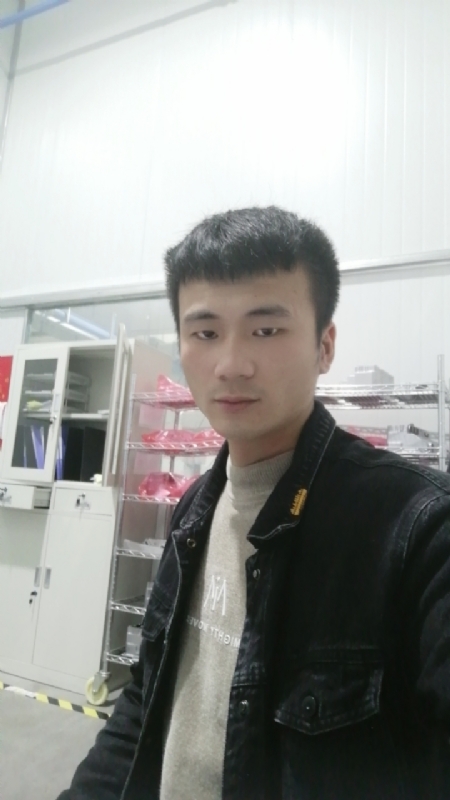淡淡爱的第一张照片--信阳相亲服务中心