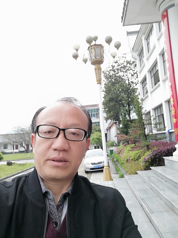 玫瑰祥云的第二张照片--信阳相亲服务中心