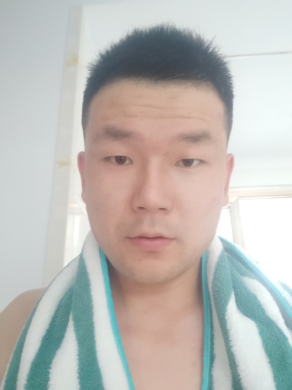 海滨的第一张照片--信阳相亲服务中心