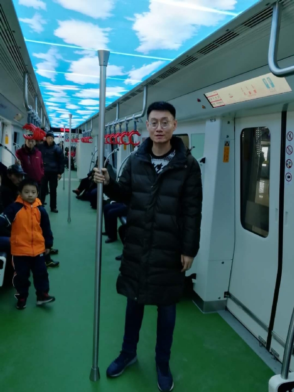 朱利安的第三张照片--信阳相亲服务中心