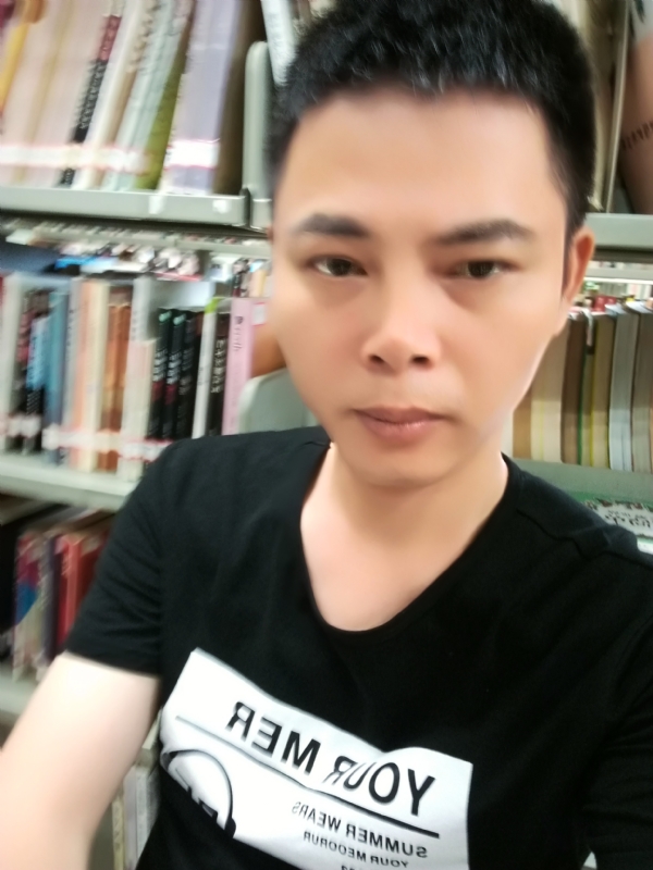 青青子衿的第一张照片--信阳相亲服务中心