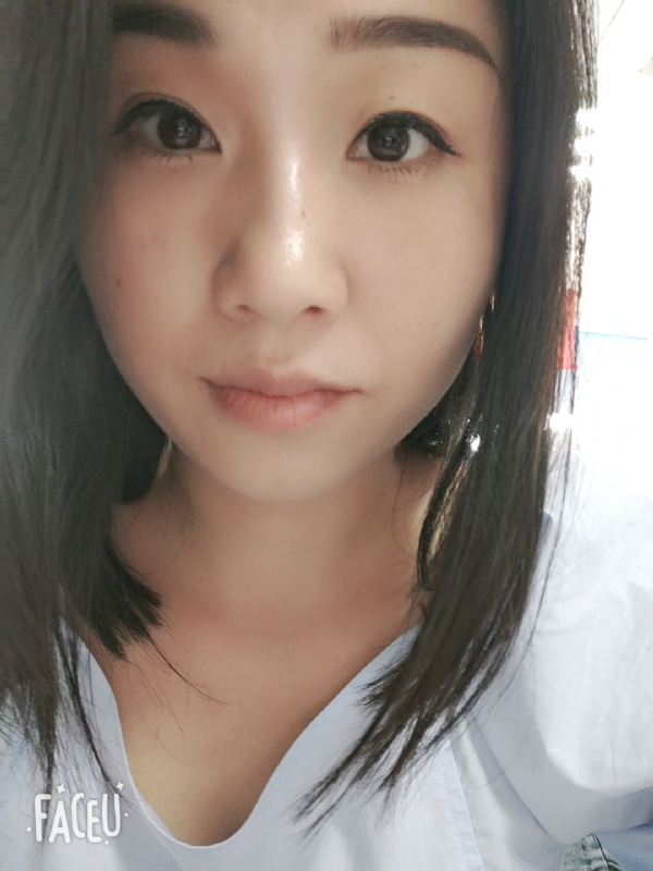 安然自若的第一张照片--信阳相亲服务中心