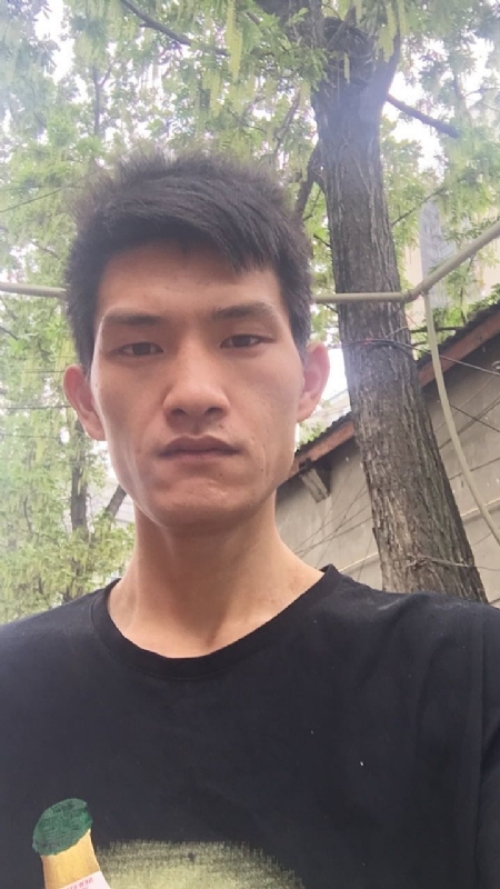忘了他吧我搬砖养你的第一张照片--信阳相亲服务中心