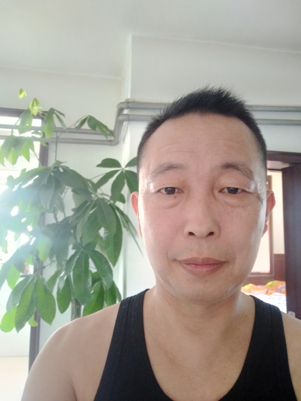 简单快乐百姓网的第一张照片--信阳相亲服务中心