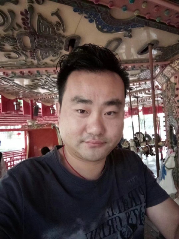 几许情深的第一张照片--信阳相亲服务中心