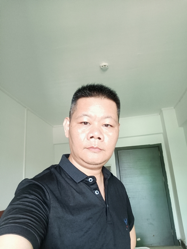XAUXU的第一张照片--信阳相亲服务中心