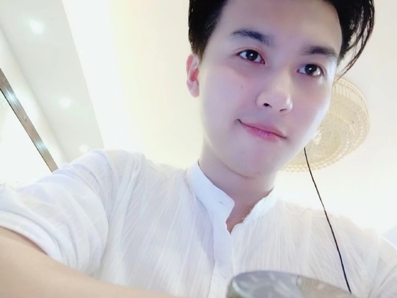 皮特王的第一张照片--信阳相亲服务中心
