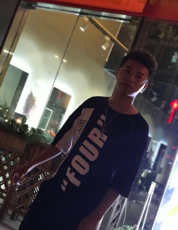 寻找的第一张照片--信阳相亲服务中心
