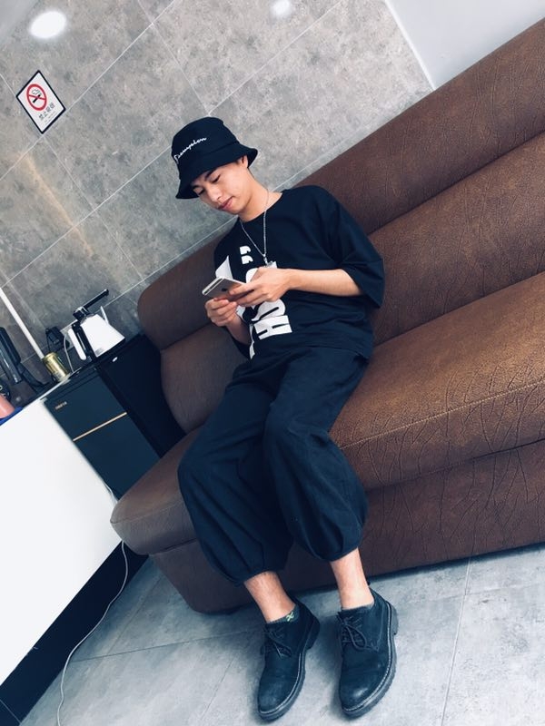 寻找的第三张照片--信阳相亲服务中心