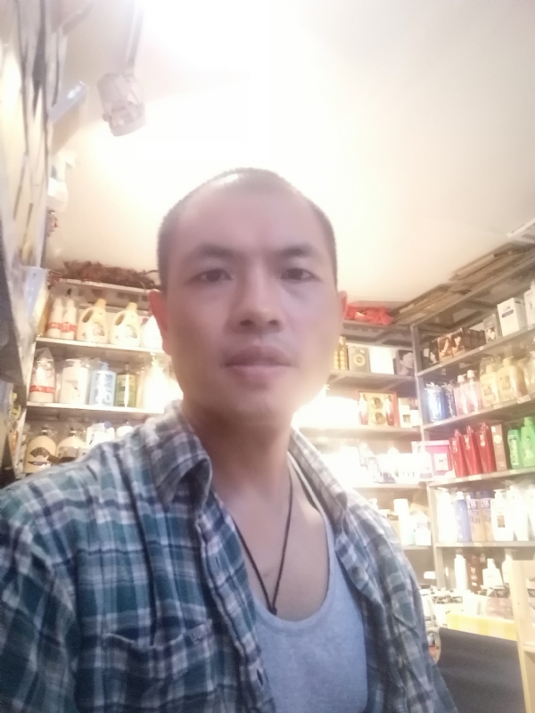 H21的第一张照片--信阳相亲服务中心