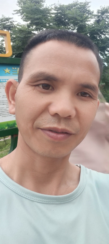 找个相爱的人结婚的第一张照片--信阳相亲服务中心