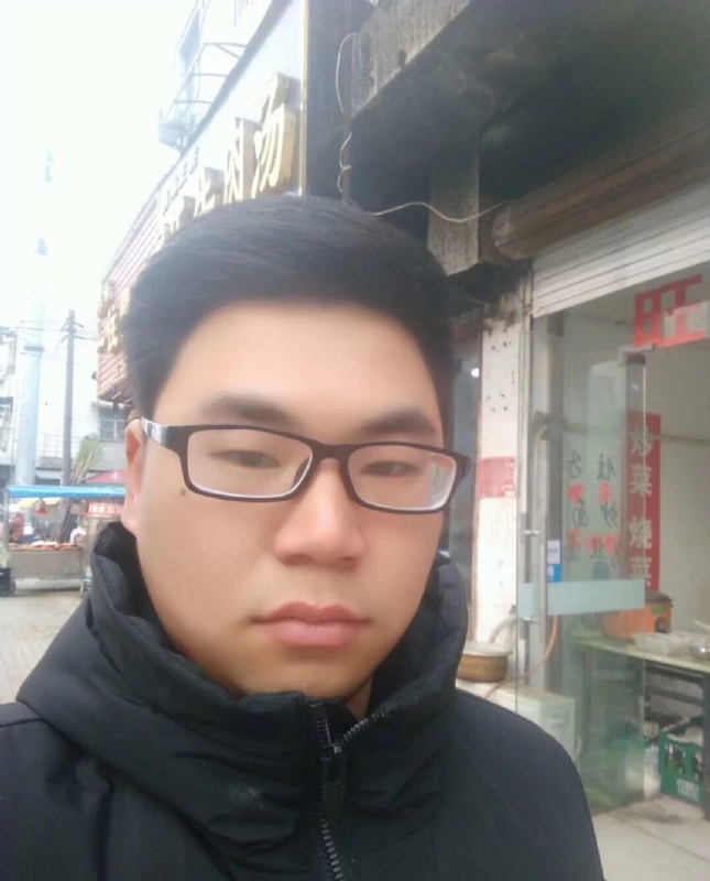 枯叶??的第一张照片--信阳相亲服务中心