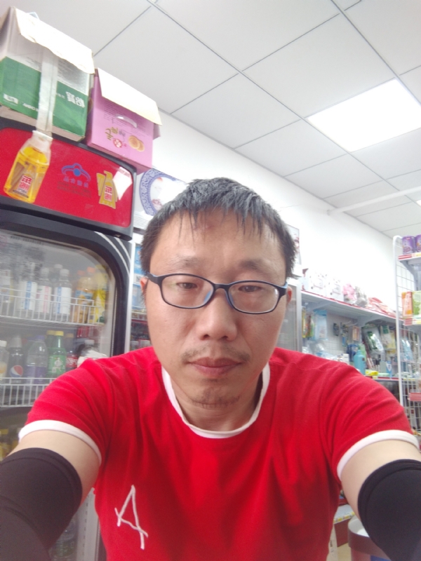 众里寻你的第一张照片--信阳相亲服务中心