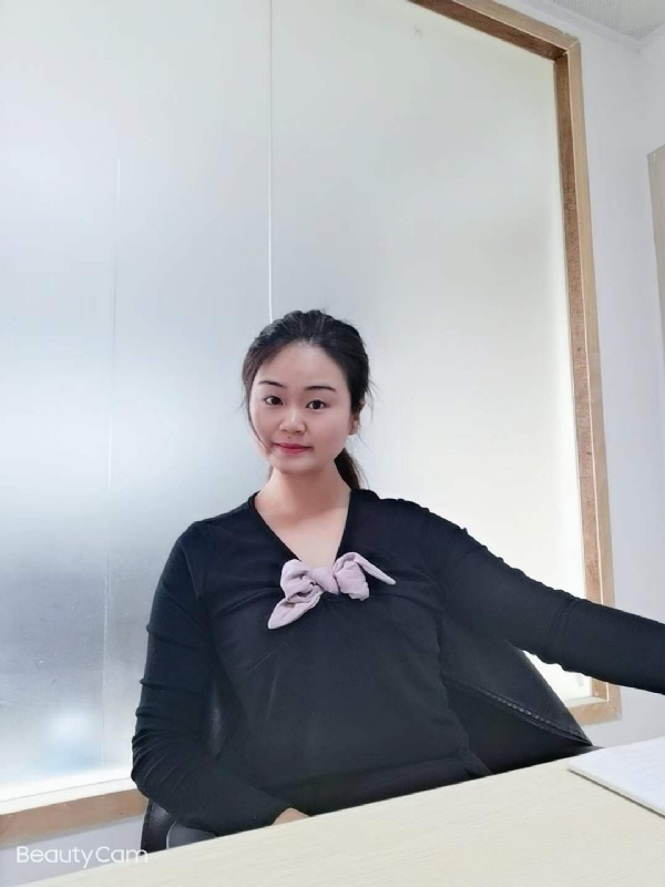 美美在深的第一张照片--信阳相亲服务中心
