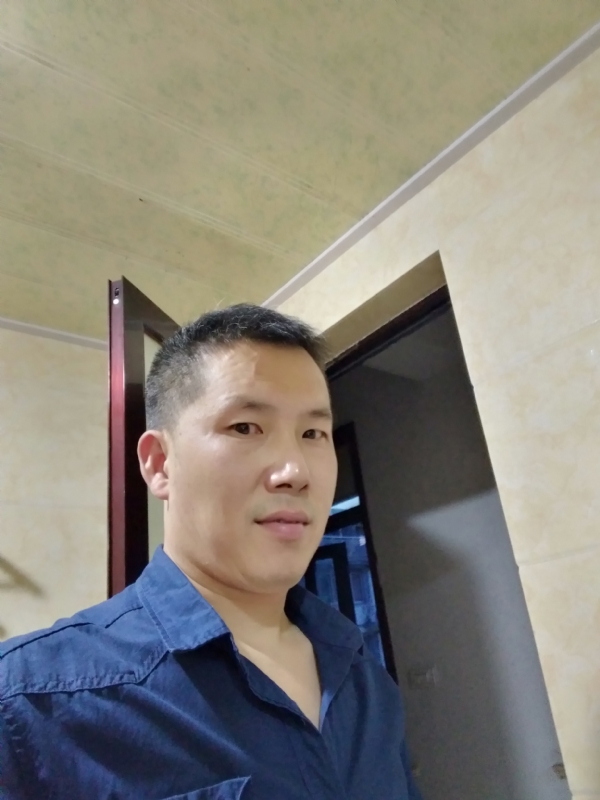 余生搀扶走的第一张照片--信阳相亲服务中心