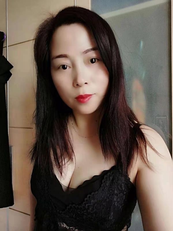 叮叮的第一张照片--信阳相亲服务中心