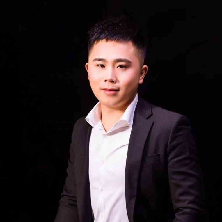只欠东风的第一张照片--信阳相亲服务中心