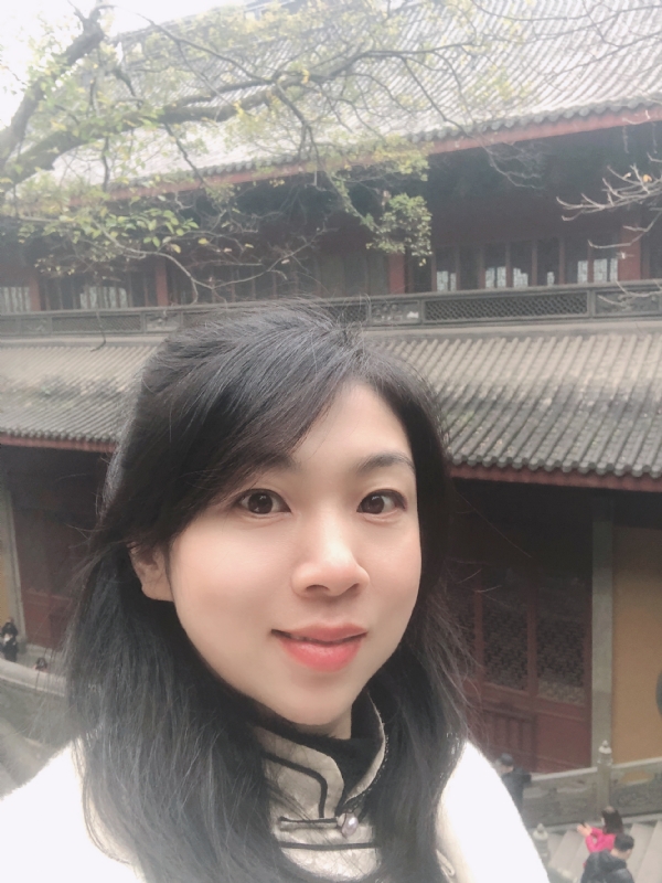 心既理的第一张照片--信阳相亲服务中心