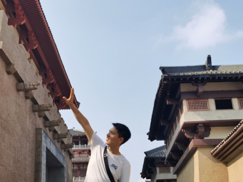 咸鱼不闲的第一张照片--信阳相亲服务中心