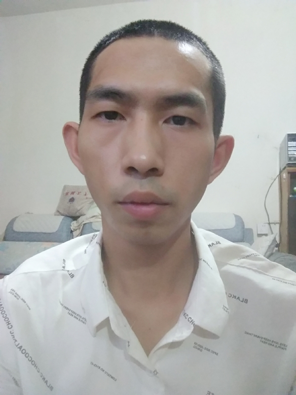 惜颜的第一张照片--信阳相亲服务中心