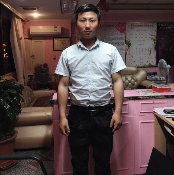 健华的第一张照片--信阳相亲服务中心