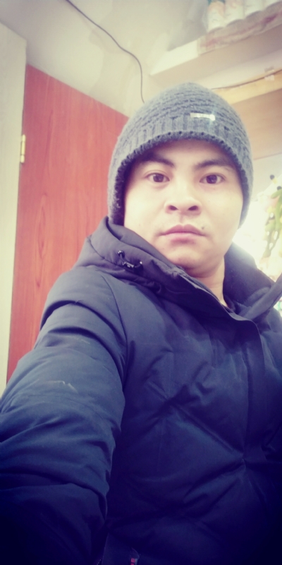 一帆风顺的第一张照片--信阳相亲服务中心