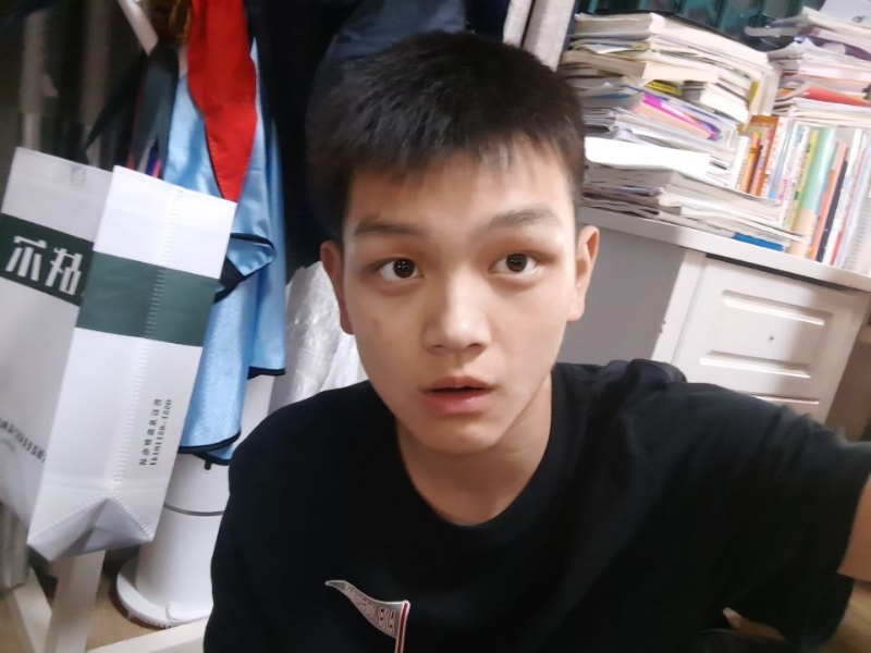 找人月的第一张照片--信阳相亲服务中心