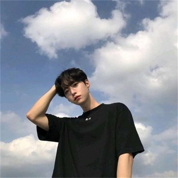 不忘初心的第一张照片--信阳相亲服务中心