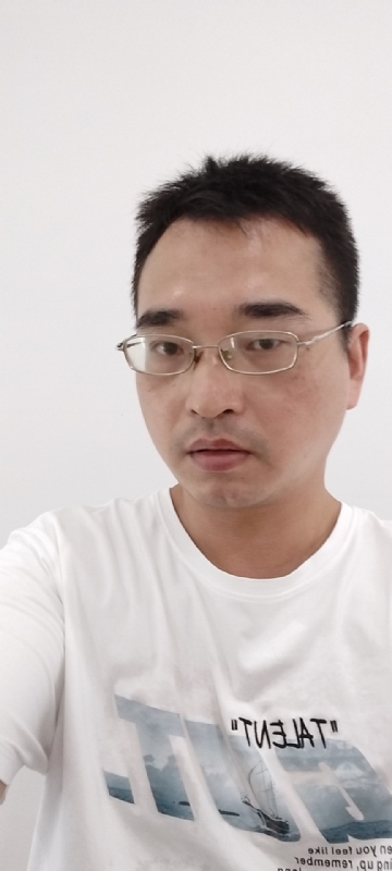 辉哥的第一张照片--信阳相亲服务中心