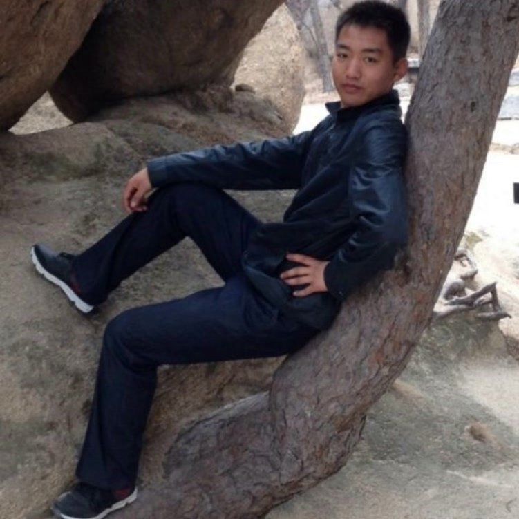 哥不帅但很坏的第一张照片--信阳相亲服务中心