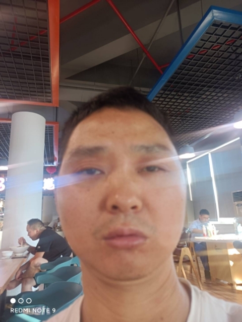 专情、互爱的第二张照片--信阳相亲服务中心