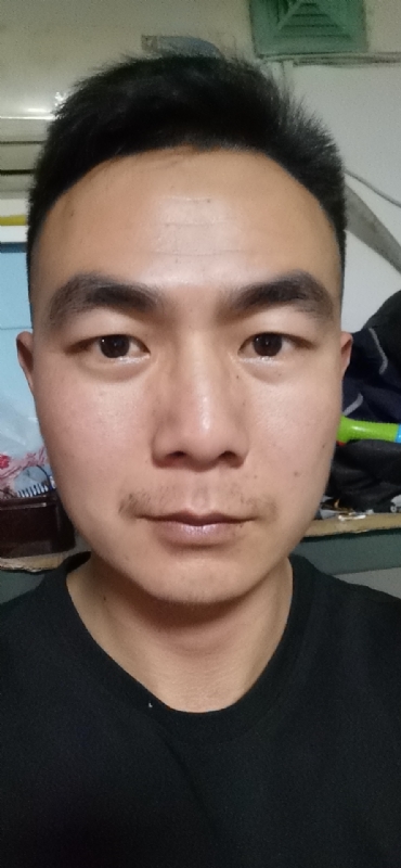 朴实无华的第一张照片--信阳相亲服务中心