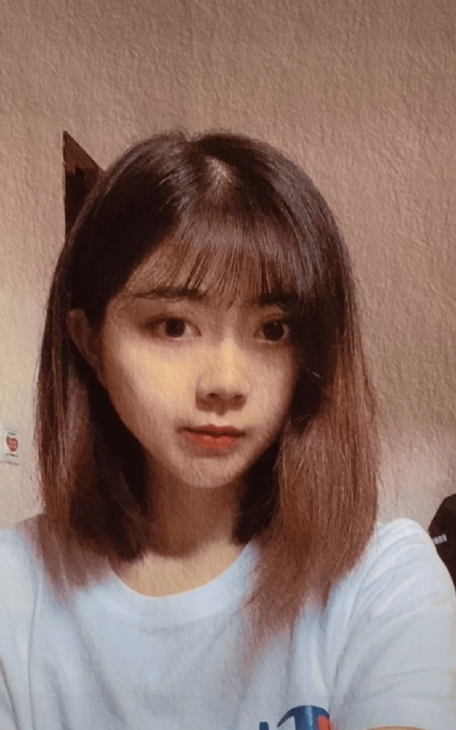 教幼儿园的羊羊老师的第一张照片--信阳相亲服务中心