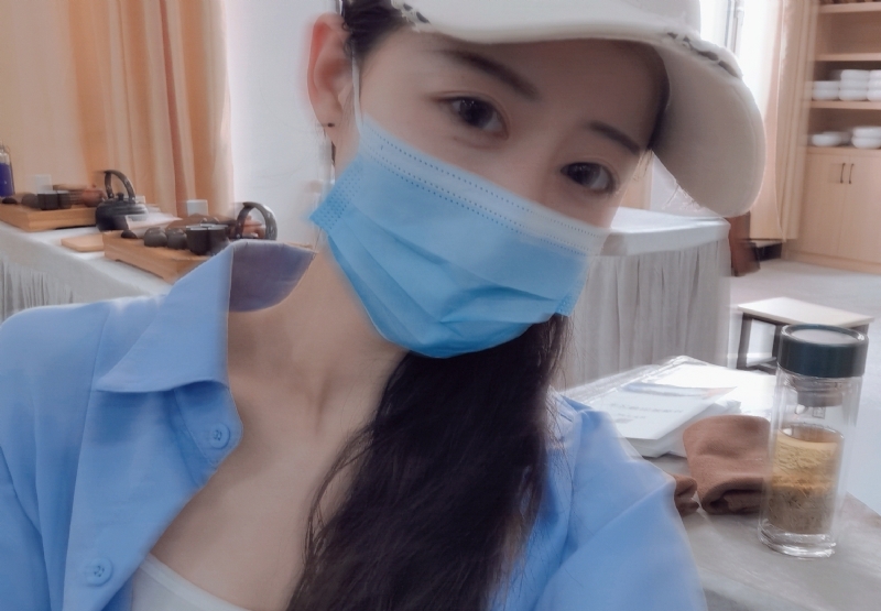木头人的第一张照片--信阳相亲服务中心