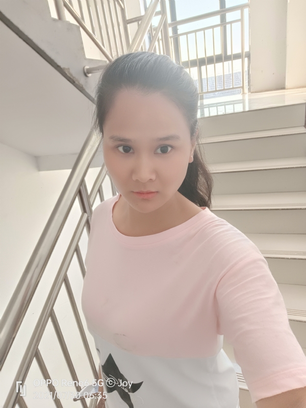 姣的第一张照片--信阳相亲服务中心