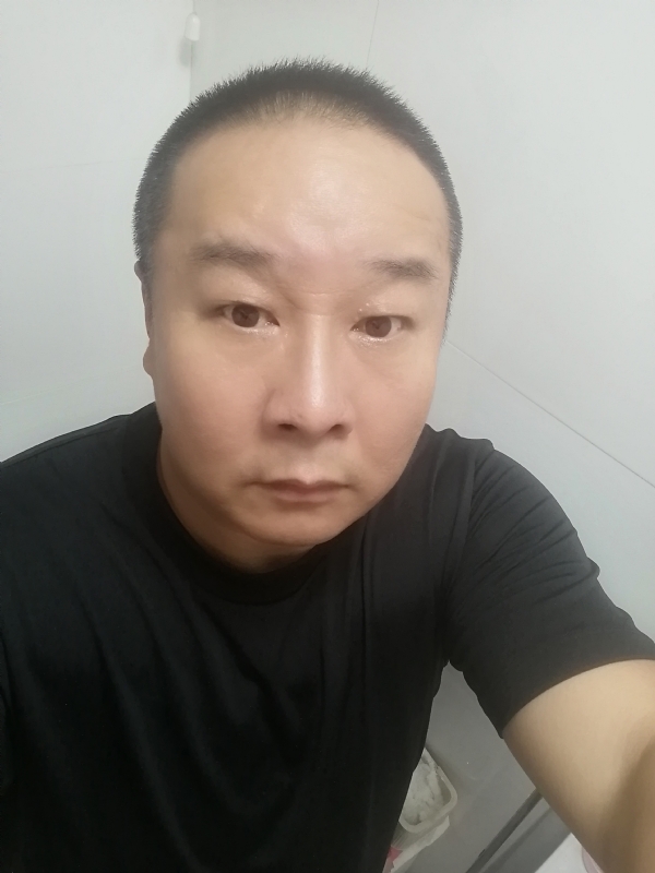 一束光的第一张照片--信阳相亲服务中心