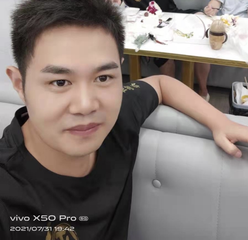阳洋杨的第一张照片--信阳相亲服务中心