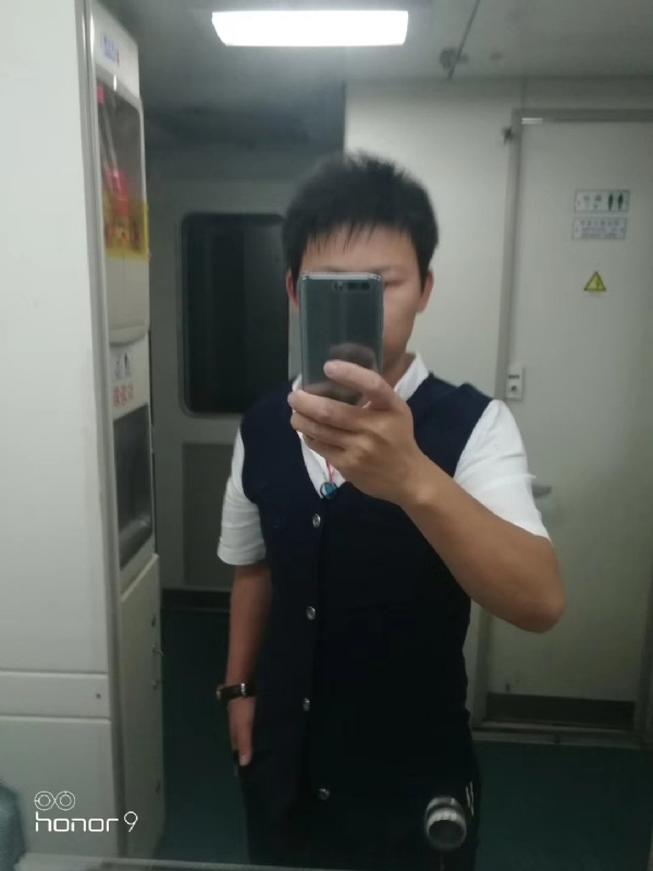 阳光下de幸福的第一张照片--信阳相亲服务中心